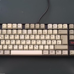 Clavier Kreol Rouge